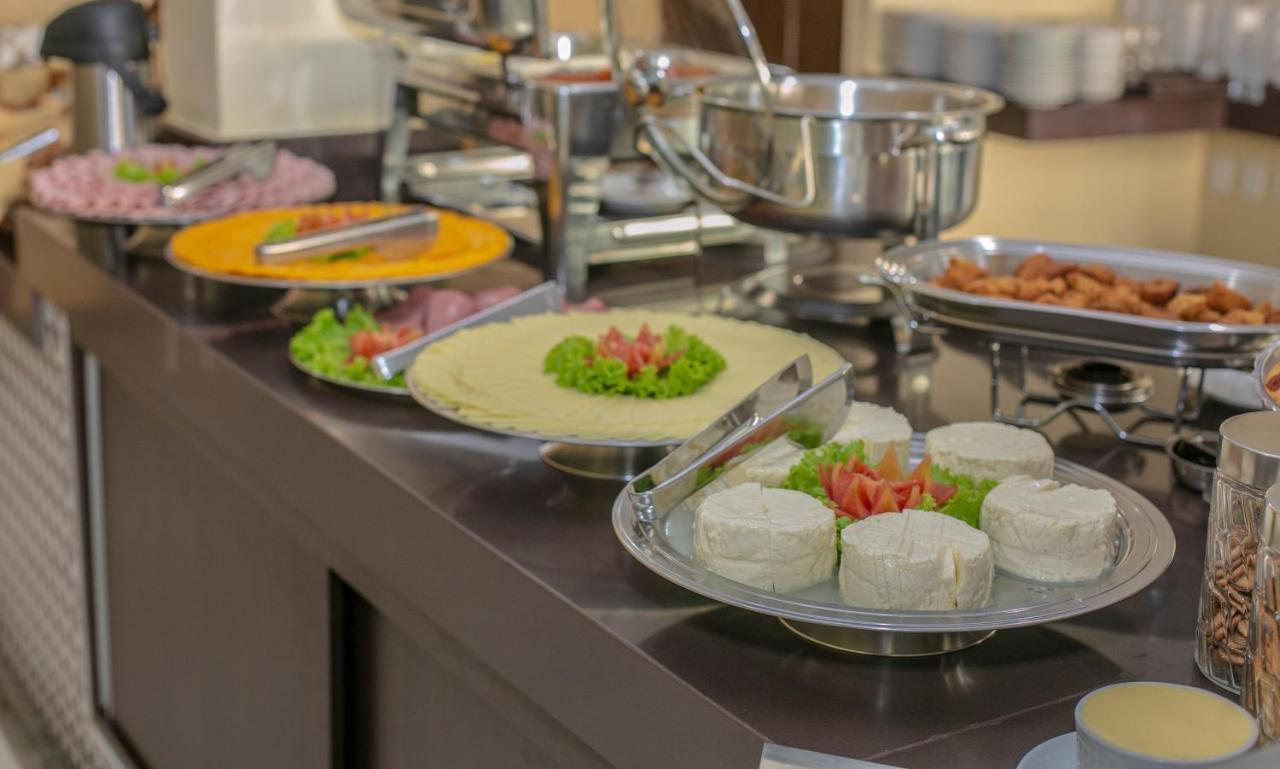 Hotel Pontal